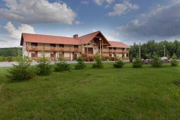 Фото номера Двухместный номер с 1 кроватью или 2 отдельными кроватями Отель Hotel Osada Karbówko Wellness &amp; SPA г. Elgiszewo 10