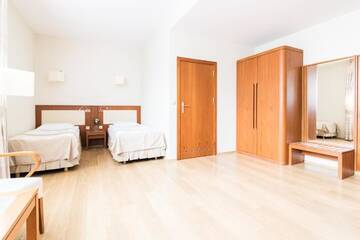 Фото номера Двухместный номер Делюкс с 1 кроватью Отель Hotel Osada Karbówko Wellness &amp; SPA г. Elgiszewo 5