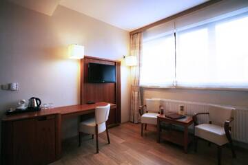 Фото номера Двухместный номер с 1 кроватью Отель Hotel Osada Karbówko Wellness &amp; SPA г. Elgiszewo 4